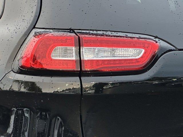 used 2017 Jeep Cherokee car, priced at $8,888