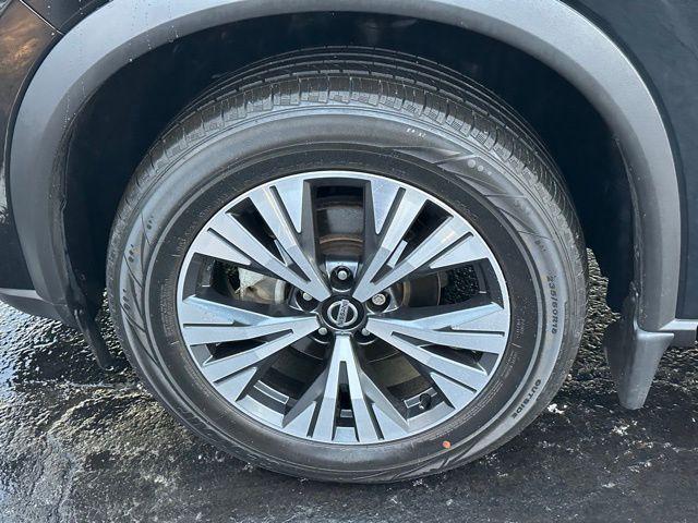 used 2021 Nissan Rogue car, priced at $18,995