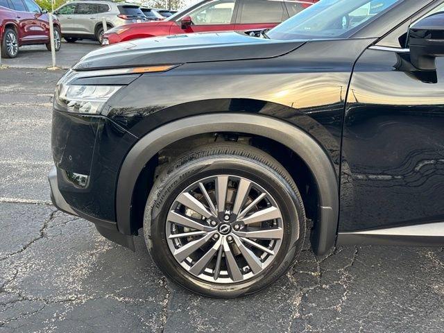 used 2023 Nissan Pathfinder car, priced at $36,408