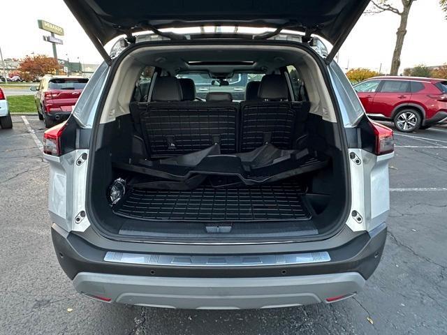 used 2022 Nissan Rogue car, priced at $23,333