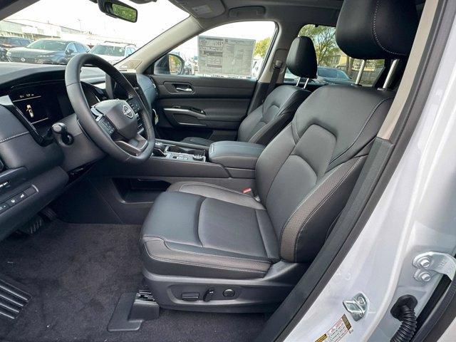 new 2026 Nissan Pathfinder car, priced at $43,765