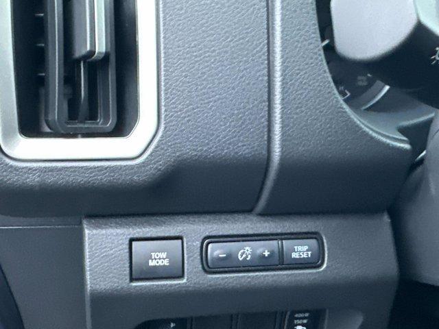 new 2026 Nissan Frontier car, priced at $39,016