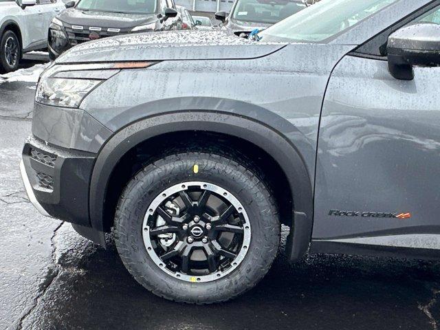 new 2025 Nissan Pathfinder car, priced at $37,447
