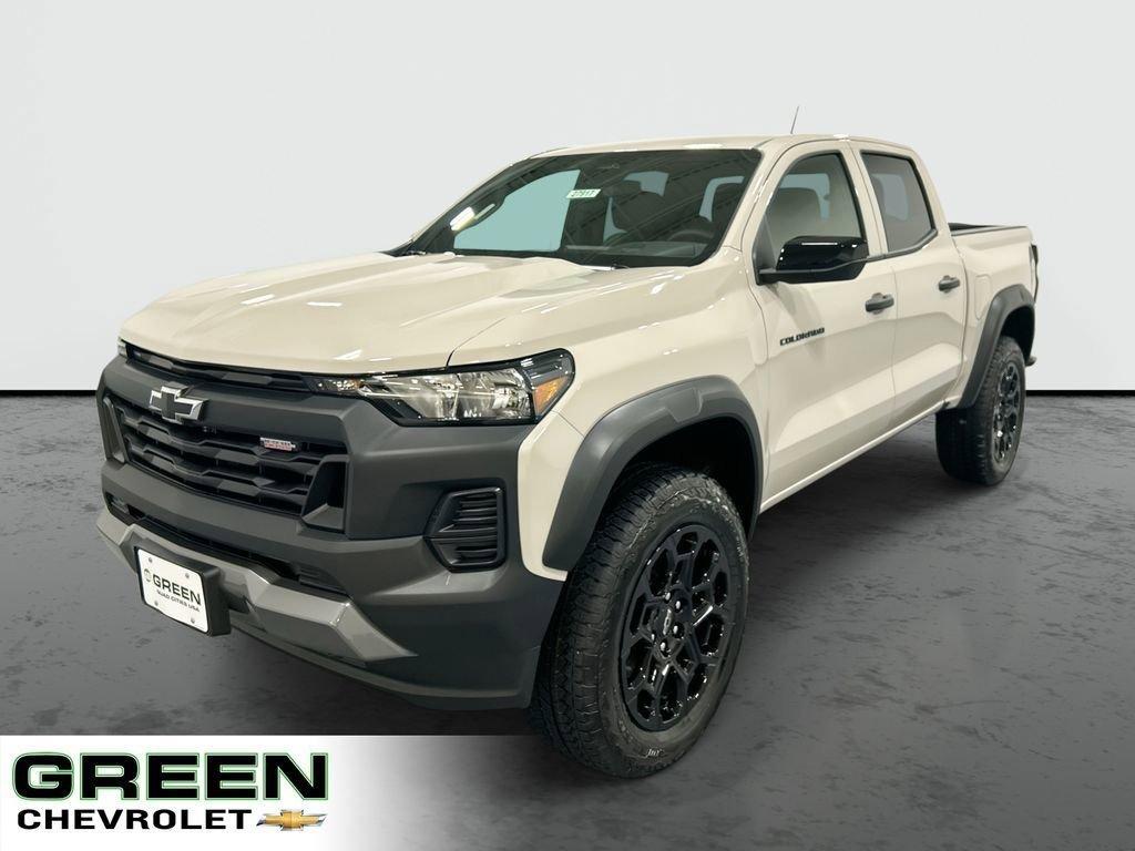 new 2026 Chevrolet Colorado car, priced at $44,215