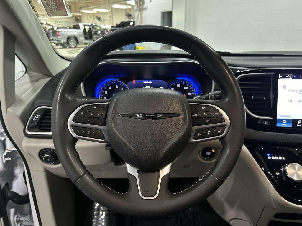 used 2024 Chrysler Pacifica car, priced at $25,308