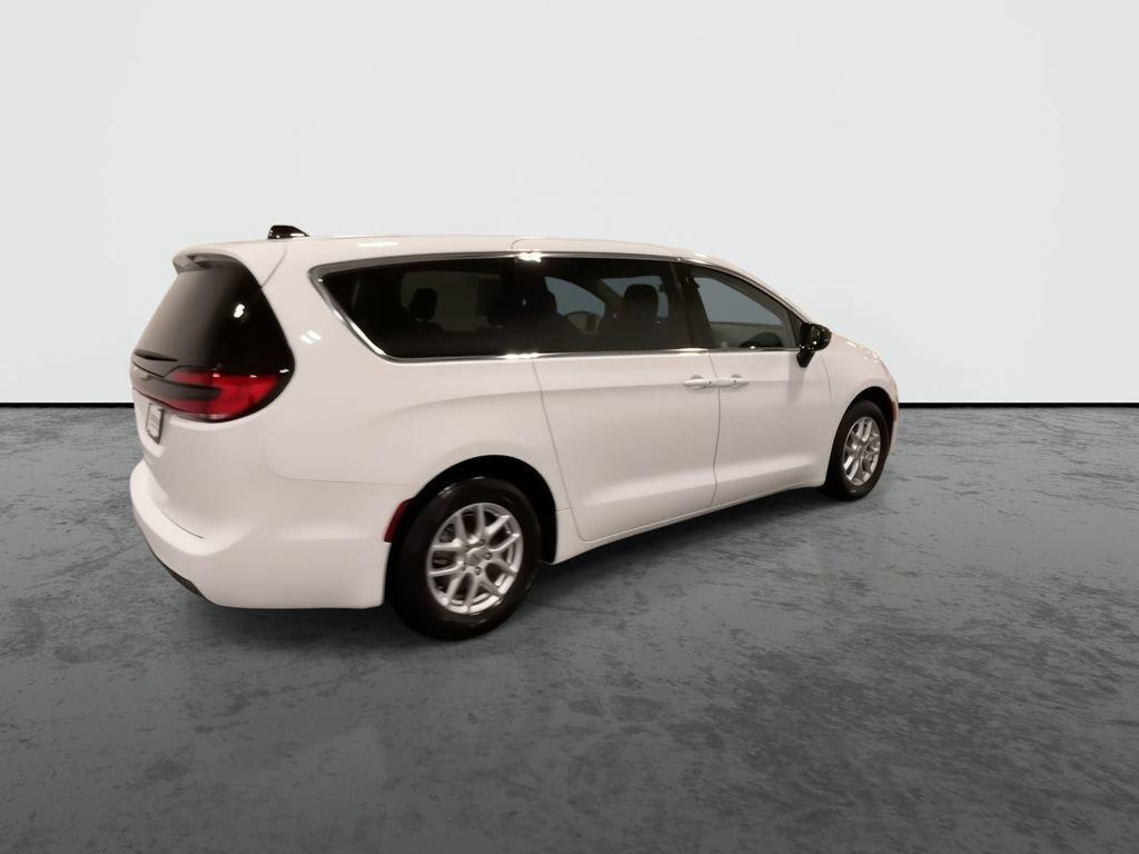 used 2024 Chrysler Pacifica car, priced at $25,308