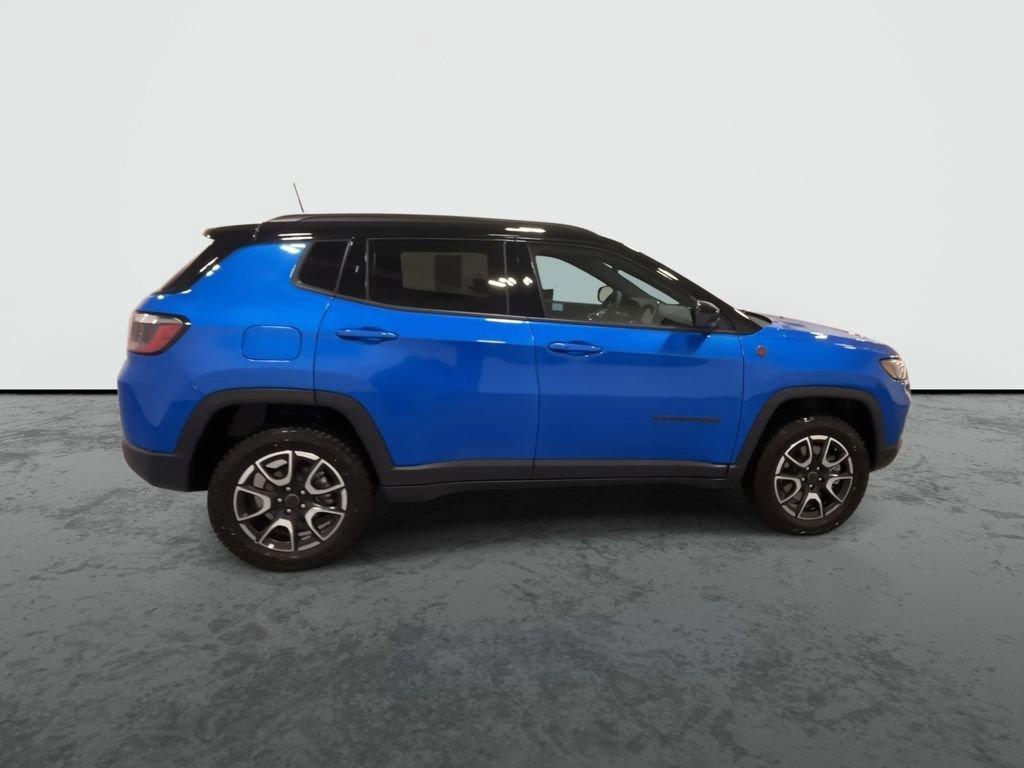 used 2026 Jeep Compass car, priced at $31,913