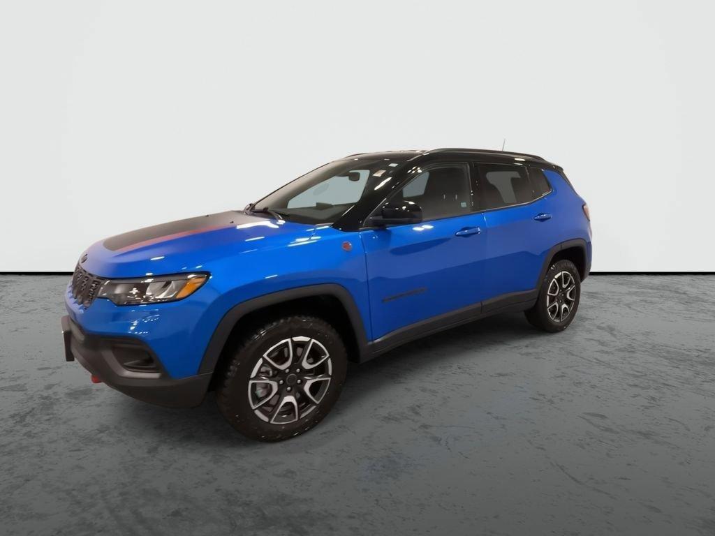 used 2026 Jeep Compass car, priced at $31,913