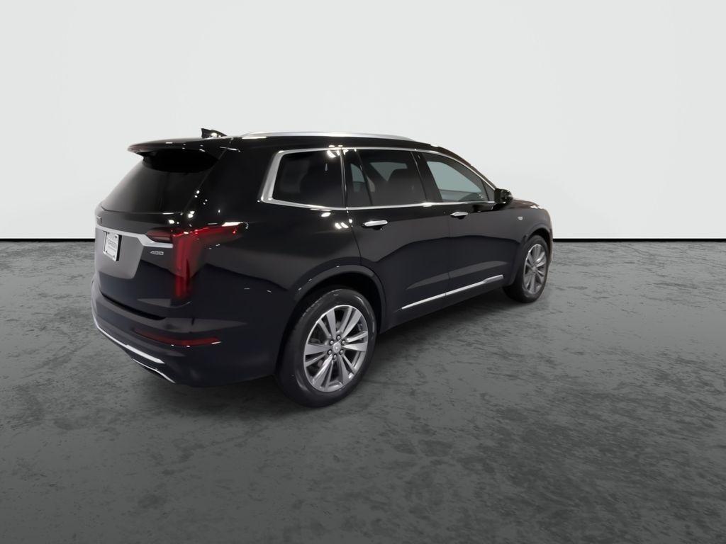 used 2022 Cadillac XT6 car, priced at $33,138