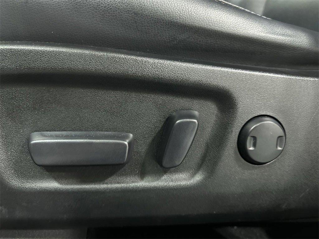 used 2017 Toyota Highlander car, priced at $18,999