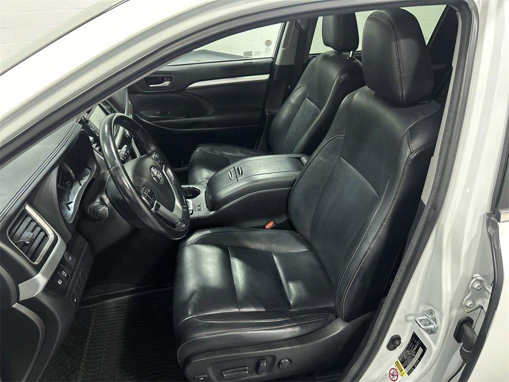 used 2017 Toyota Highlander car, priced at $18,999