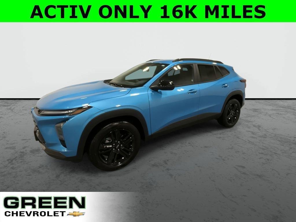 used 2025 Chevrolet Trax car, priced at $24,250