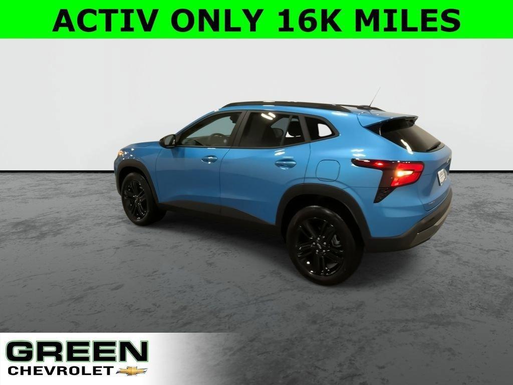 used 2025 Chevrolet Trax car, priced at $24,250