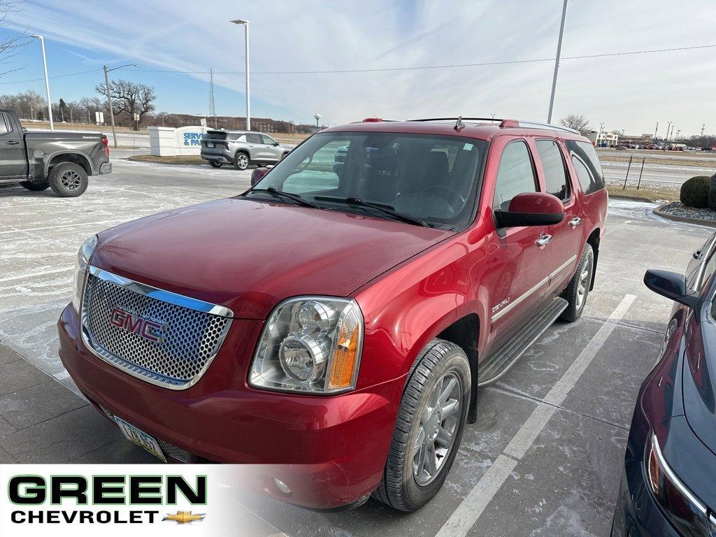 used 2014 GMC Yukon XL car, priced at $16,999