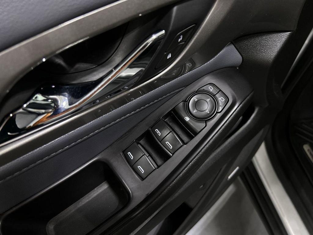 used 2020 Chevrolet Traverse car, priced at $25,331