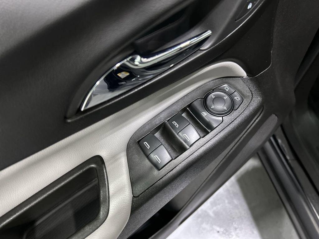 used 2024 Chevrolet Equinox car, priced at $21,525