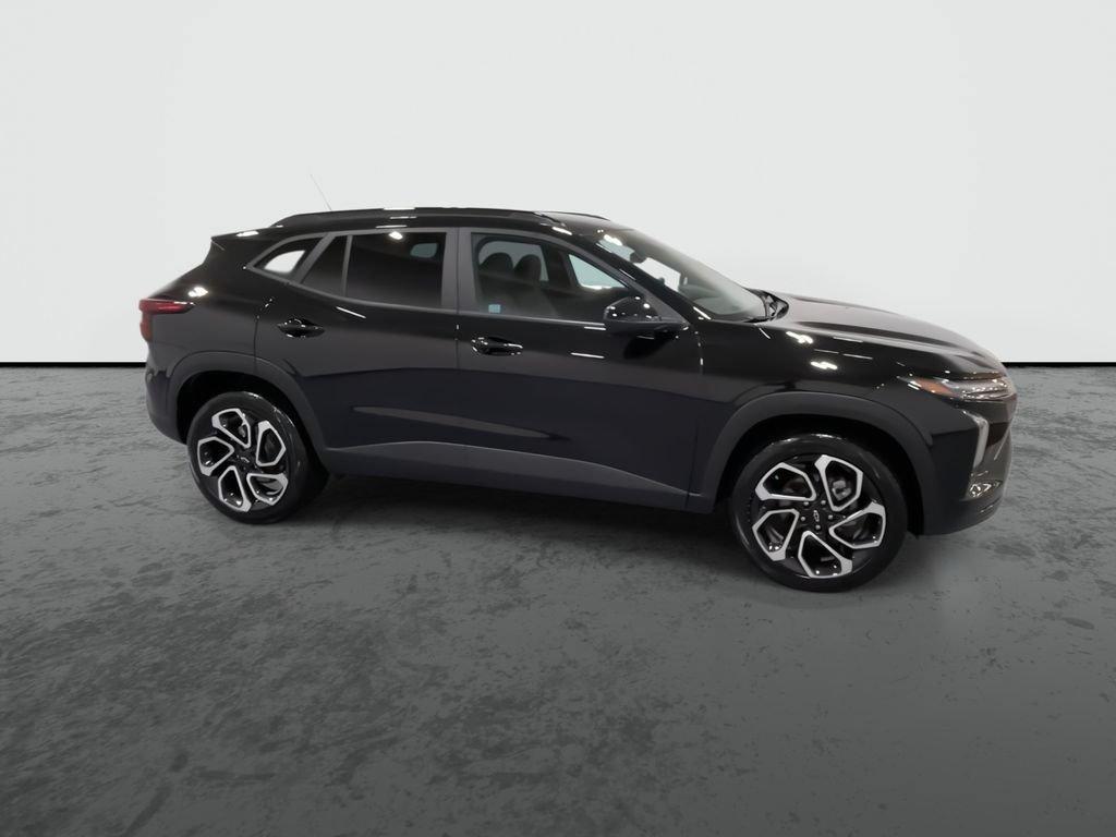 used 2025 Chevrolet Trax car, priced at $24,313