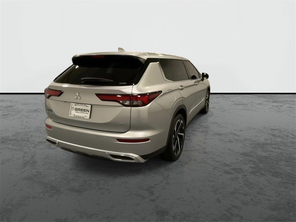 used 2022 Mitsubishi Outlander car, priced at $21,999