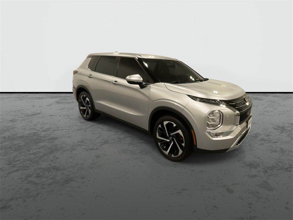 used 2022 Mitsubishi Outlander car, priced at $21,999