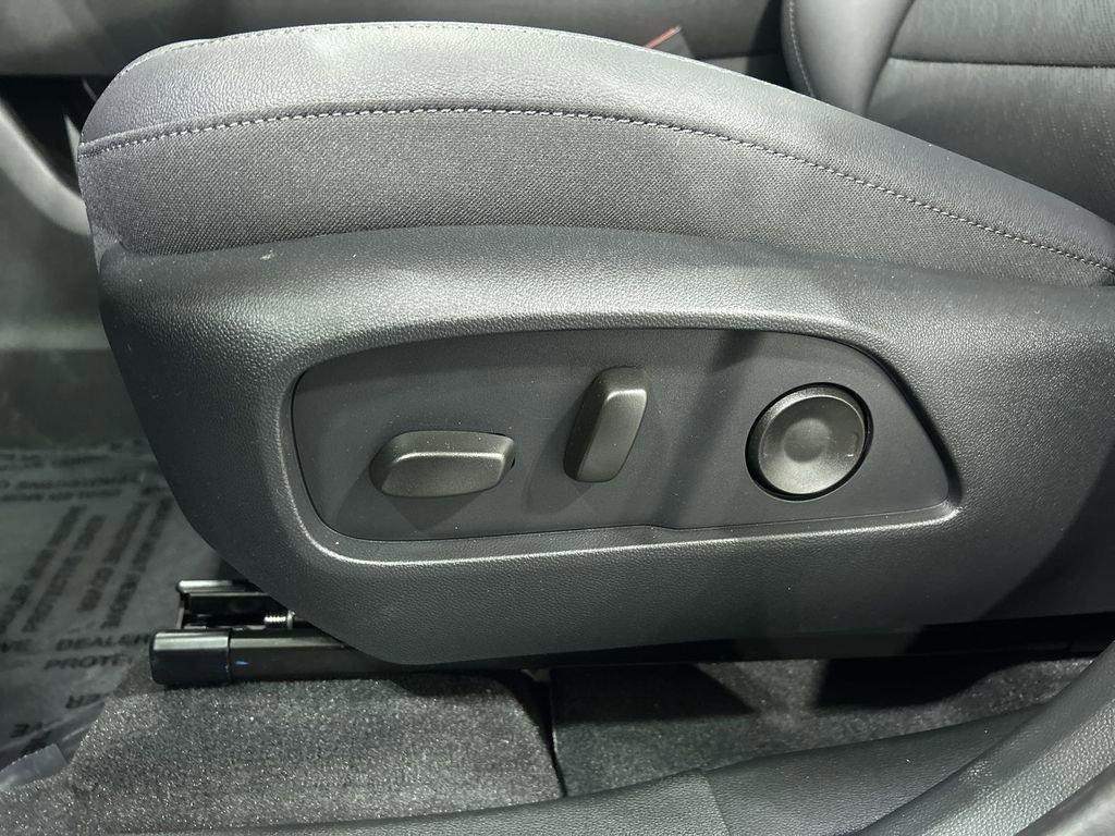 new 2026 Chevrolet Equinox car, priced at $34,330