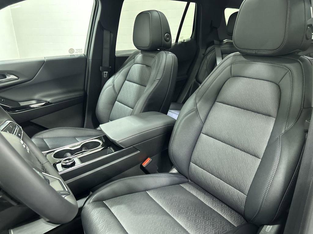 new 2026 Chevrolet Equinox car, priced at $34,330