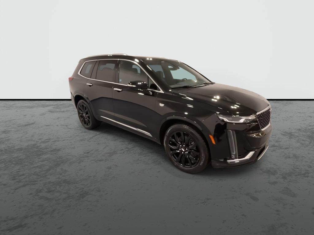 used 2024 Cadillac XT6 car, priced at $43,903