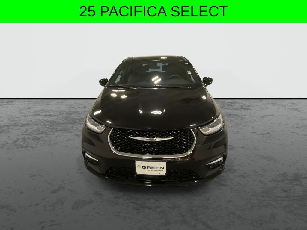 used 2025 Chrysler Pacifica car, priced at $28,588