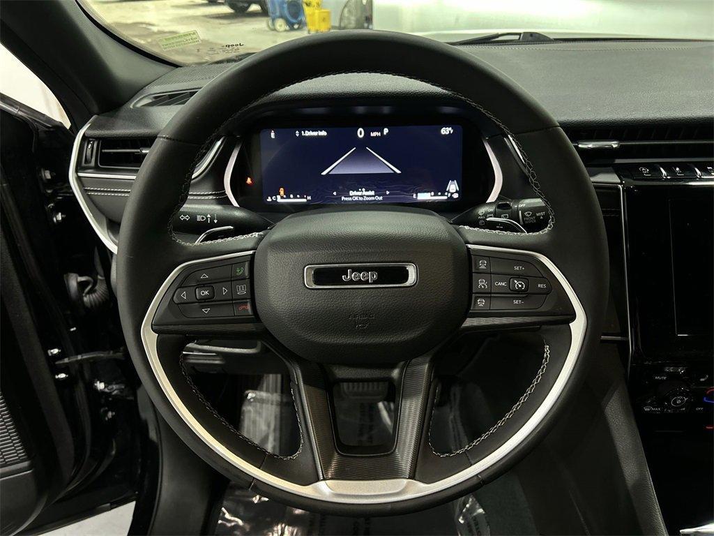 used 2023 Jeep Grand Cherokee car, priced at $28,950