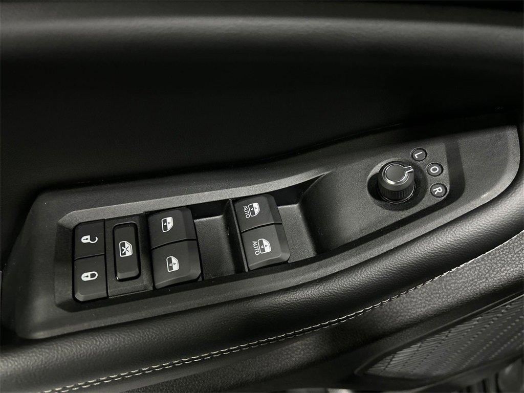 used 2023 Jeep Grand Cherokee car, priced at $28,950