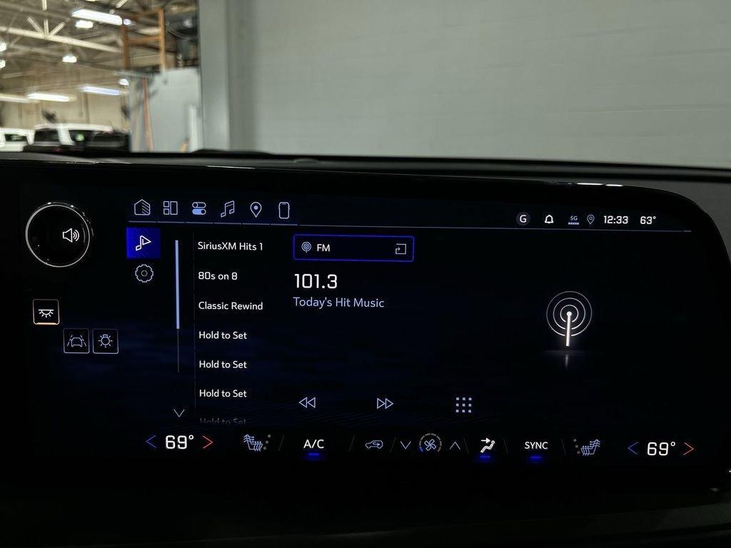 new 2026 Chevrolet Traverse car, priced at $45,408