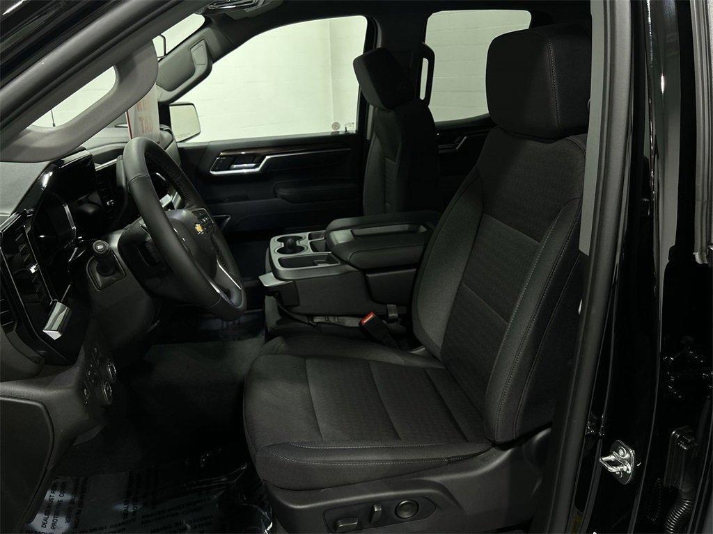 new 2026 Chevrolet Silverado 1500 car, priced at $47,040