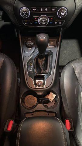 used 2019 Jeep Cherokee car