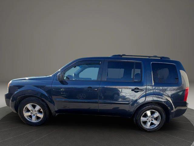 used 2009 Honda Pilot car, priced at $4,999