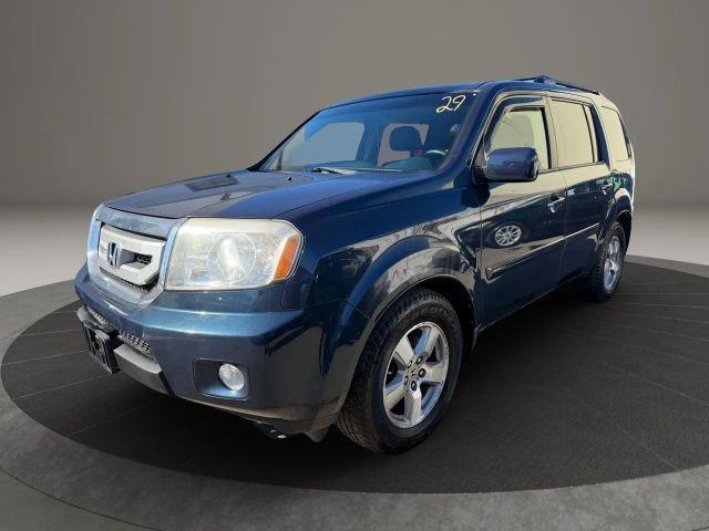 used 2009 Honda Pilot car, priced at $4,999