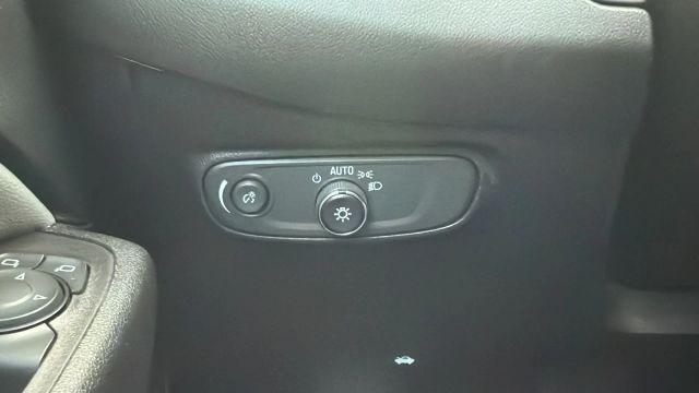 used 2020 Chevrolet Equinox car, priced at $10,499