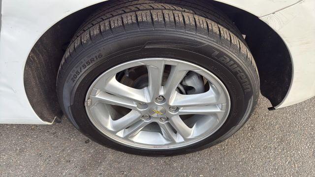 used 2017 Chevrolet Cruze car, priced at $5,999