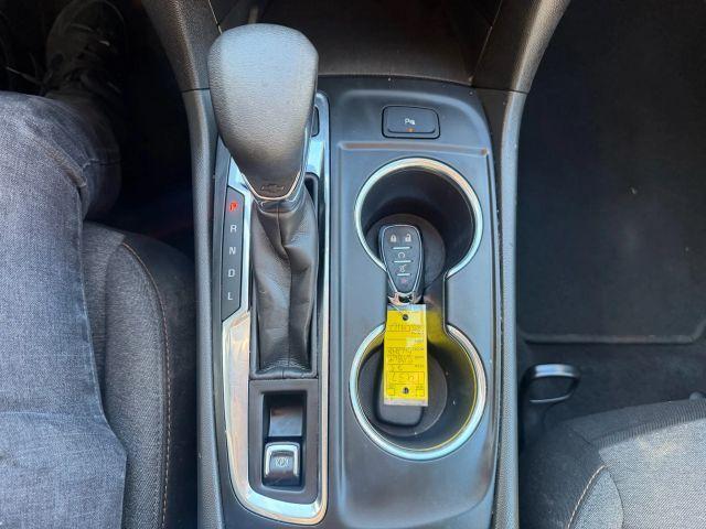 used 2023 Chevrolet Equinox car, priced at $17,899