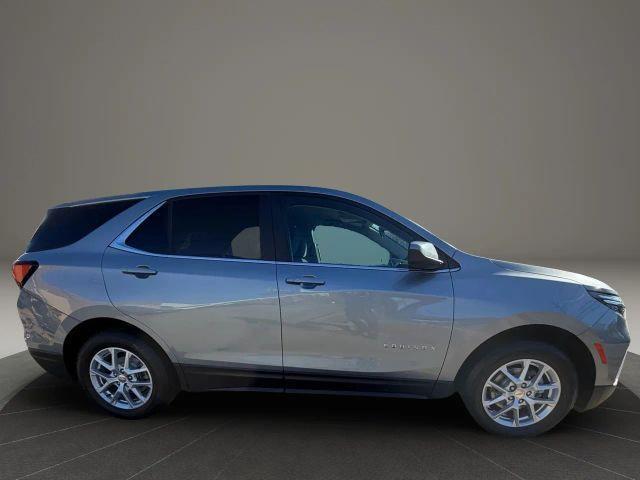 used 2023 Chevrolet Equinox car, priced at $17,899