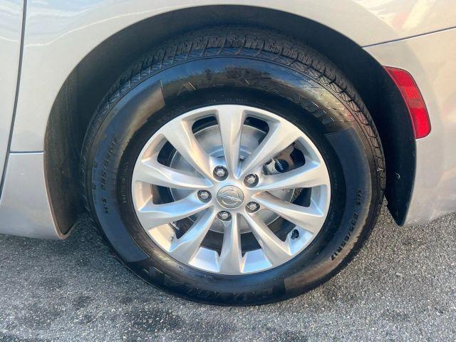 used 2018 Chrysler Pacifica car, priced at $11,399