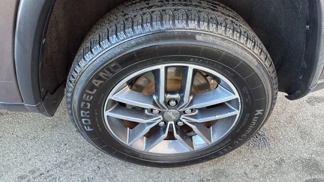 used 2017 Jeep Grand Cherokee car, priced at $9,999