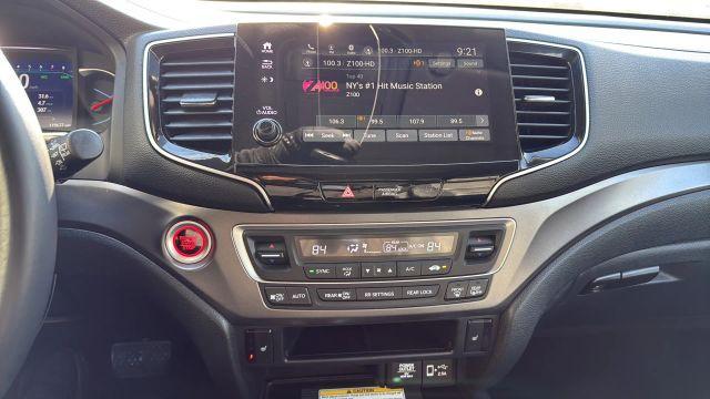 used 2022 Honda Pilot car, priced at $19,999