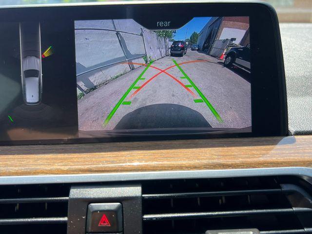 BMW X3 view 24