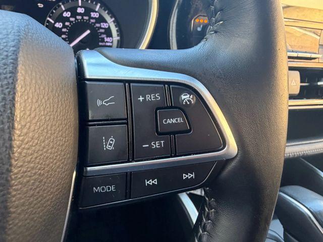 used 2020 Toyota Highlander car, priced at $22,999