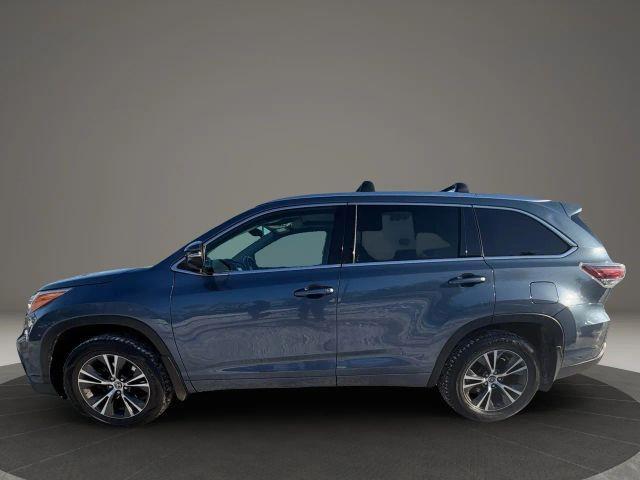used 2016 Toyota Highlander car, priced at $16,499