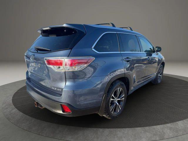 used 2016 Toyota Highlander car, priced at $16,499