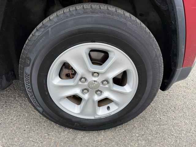 used 2014 Jeep Grand Cherokee car, priced at $7,799