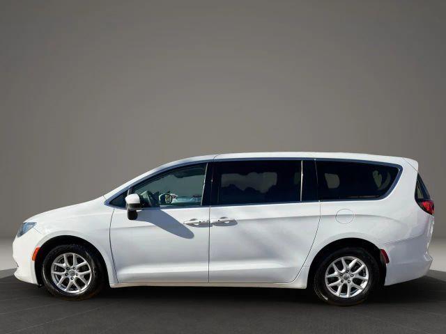 used 2017 Chrysler Pacifica car, priced at $8,399