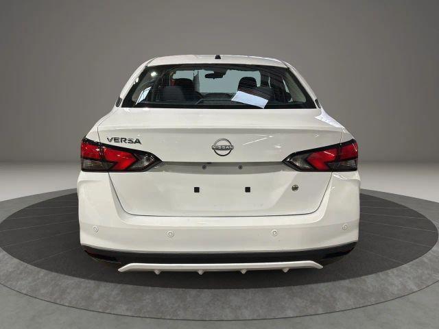 used 2023 Nissan Versa car
