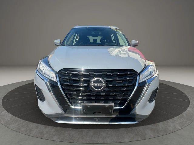 used 2022 Nissan Kicks car, priced at $10,999