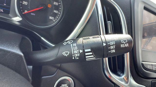 used 2022 Chevrolet Equinox car, priced at $15,499